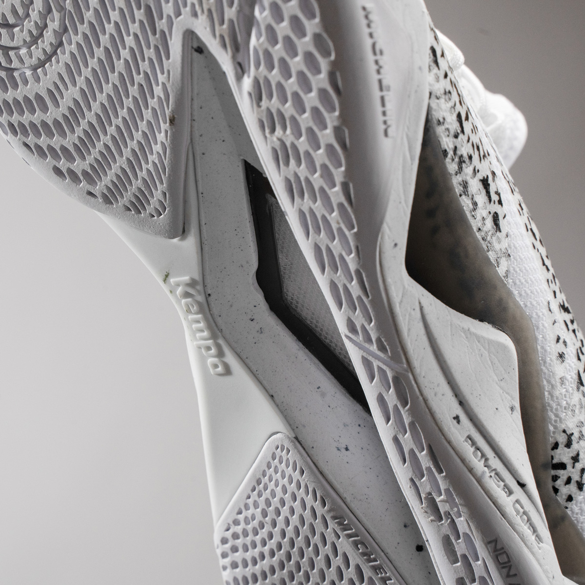 detail.productImageAltText