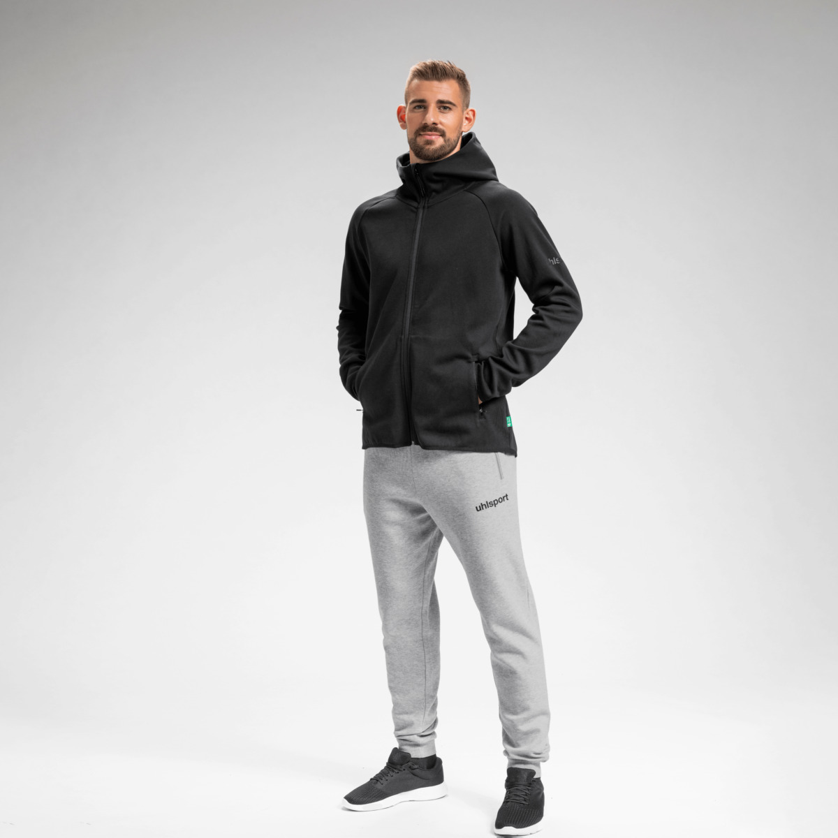 100528601_ID-HOOD-JACKET_100528831_100369401_100841001_David-Braig_01_pnguEVxbZwR3VMYV