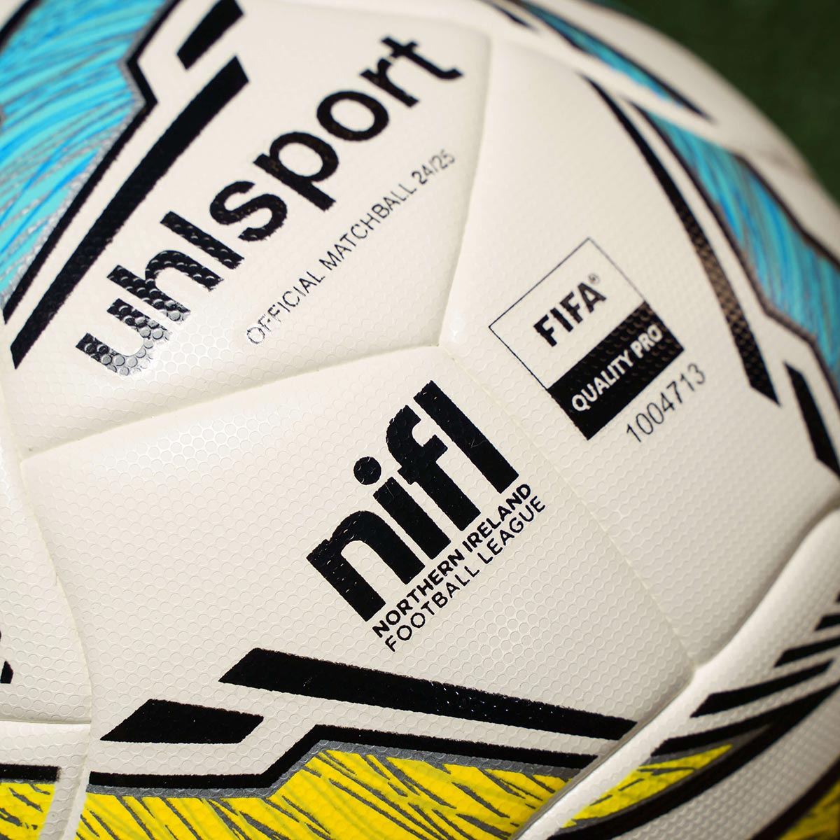 Uhlsport Fußball NIFL 24/25 Weiß Gelb Türkis
