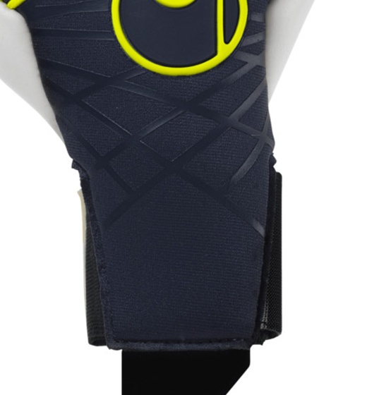 Prediction Flex HN Torwarthandschuhe Prediction Flex HN Torwarthandschuhe mit weichem Latexbelag für soliden Grip im Training und Spiel