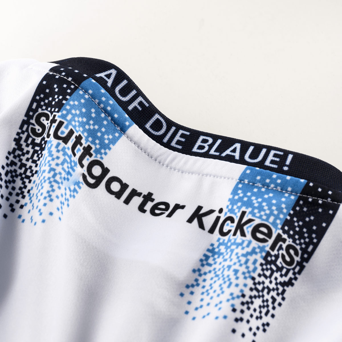 Stuttgarter Kickers Heimtrikot 2025 26 Nacken Ansicht