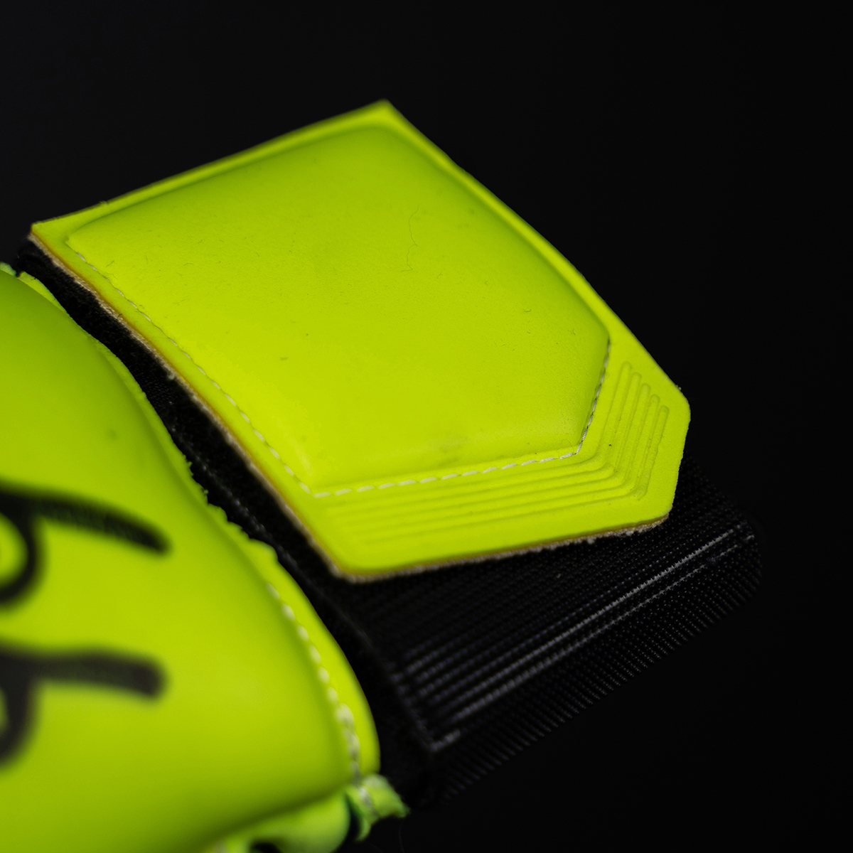 Prediction Energy Absolutgrip HN #377 Prediction Energy Absolutgrip HN #377 Torwarthandschuhe mit Absolutgrip Latex für hervorragenden Grip