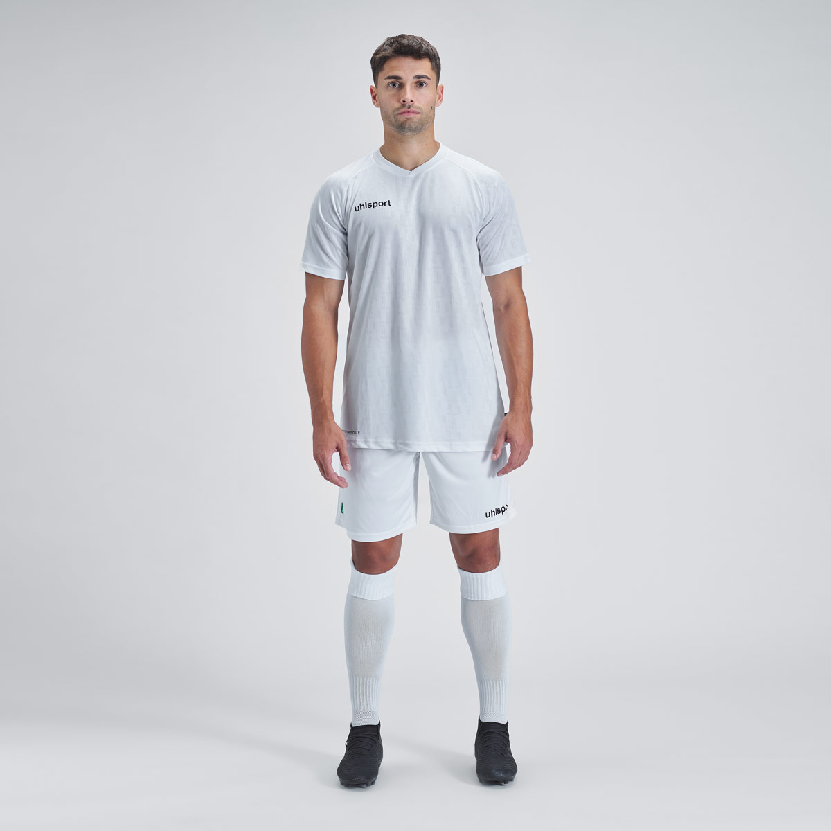  Division 28 Shirt Kurzarm Weiß Worn 01