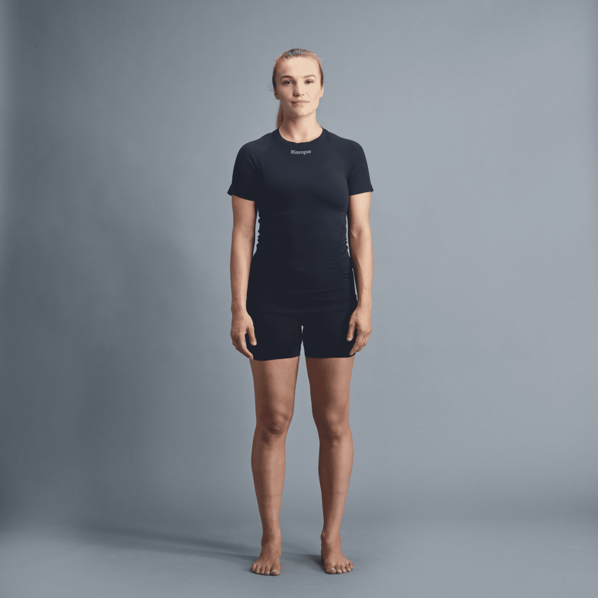 200513701_PERFORMANCE-PRO-T-Shirt-Women_200514001_Fanzi-Peter_136252_pngsCs6mfqPH8TKX detail.productImageAltText