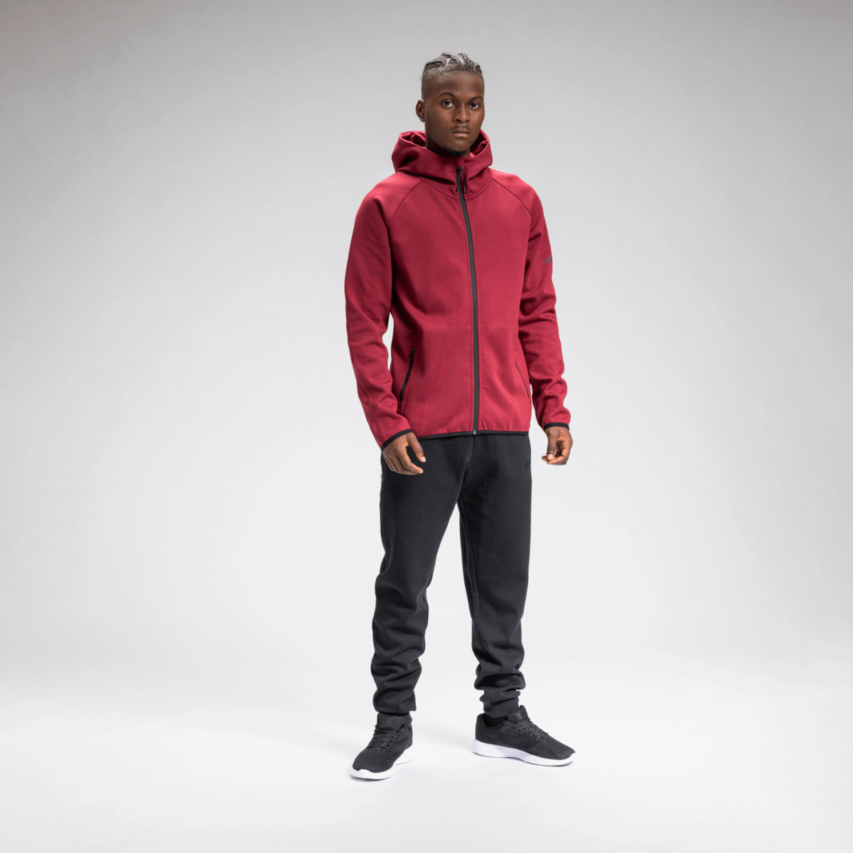 100528664_ID-HOOD-JACKET_100528801_100369401_100841001_Precious-Onuoha_02_png5p5Hi1E9WfY8R