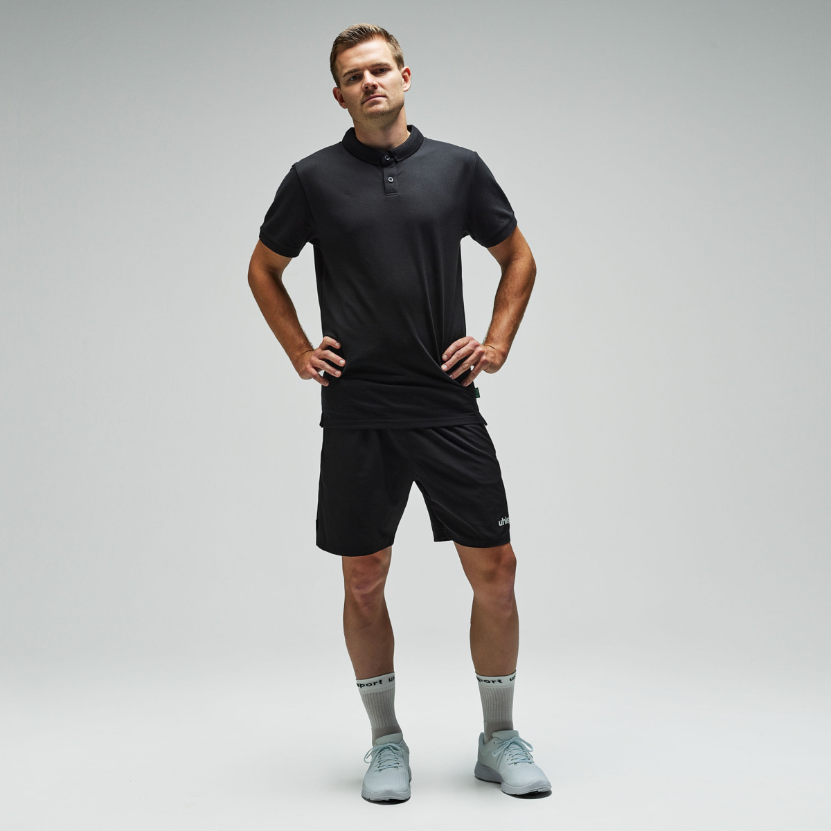 100224903_Essential-Polo-Shirt-Prime_100534701_Essential-Woven-Shorts_1_pngxMQIEbxIkHlHg Produktbild 2