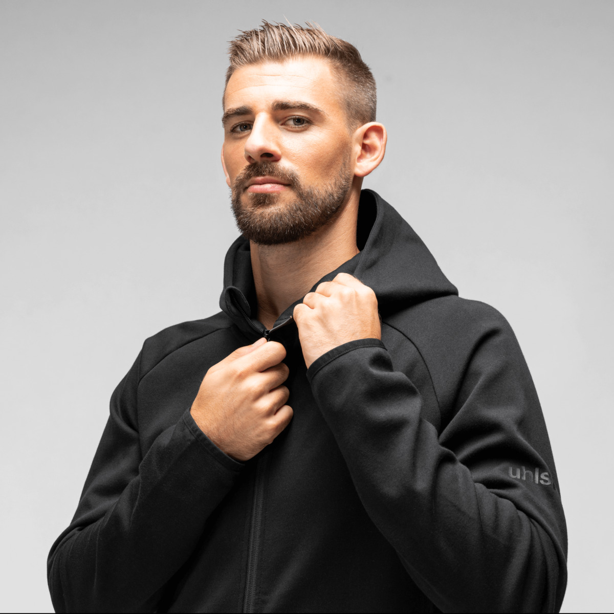 100528601_ID-HOOD-JACKET_100528831_100369401_100841001_David-Braig_04_pngWv57pOjlKMEit