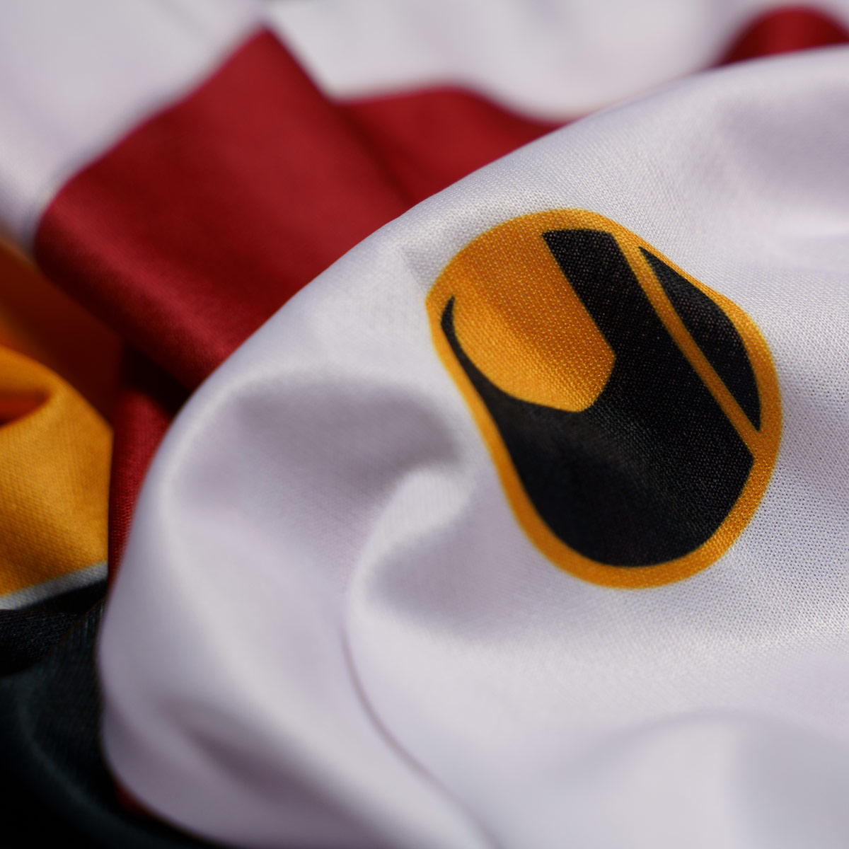 Retro Fangmaschine Shirt-pro_closeup_04