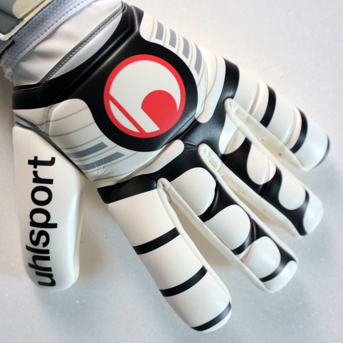 Retro Cerberus Absolutgrip 334