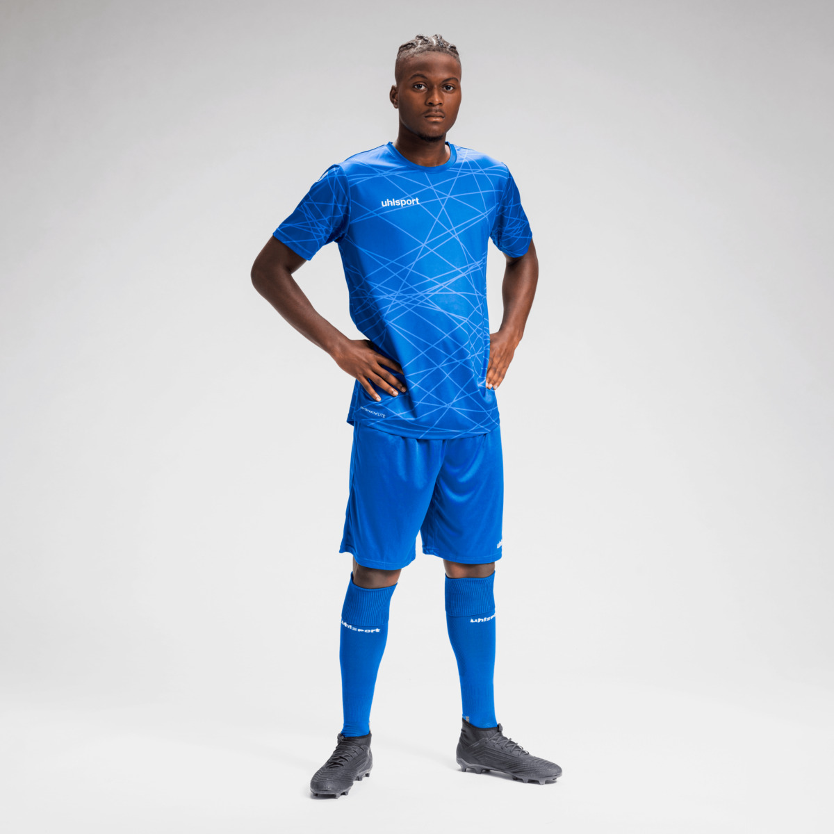100529443_PREDICTION-TRIKOT_100334207_100330211_Precious-Onuoha_02_pnguyJGL4nSSeA06