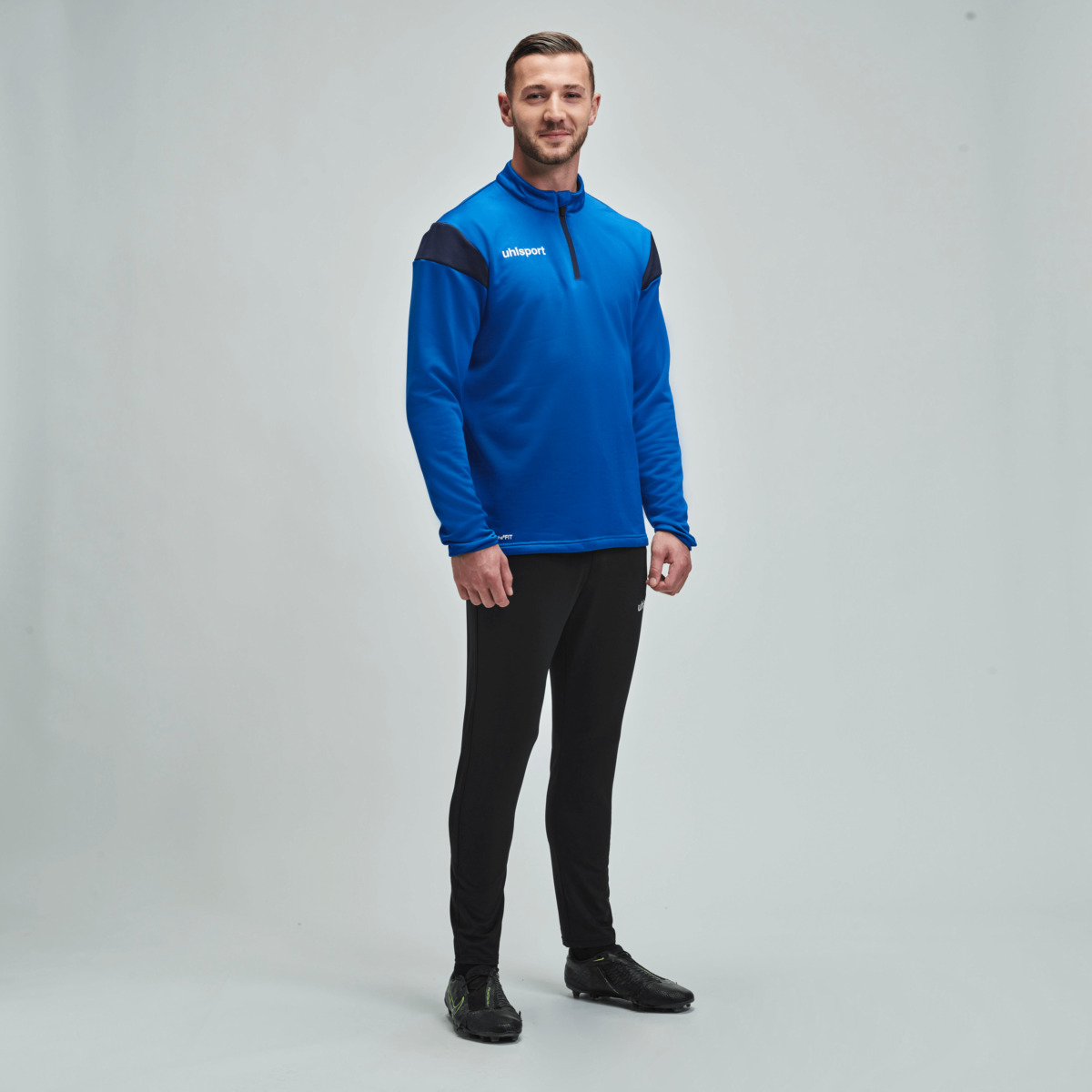 100225843_SQUAD-27-ZIP_100529141_100369401_Henning-Schwenk_03_png6vFNFcPhKMRwB