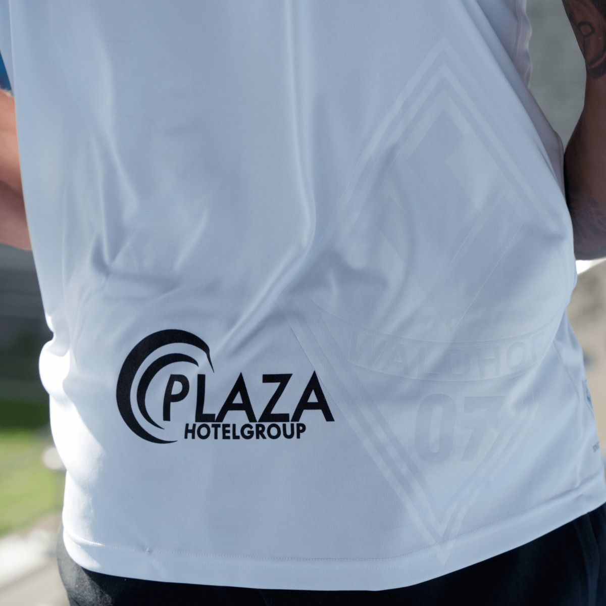 SVW Auswärtstrikot 2024 25 Plaza Sponsorenlogo  