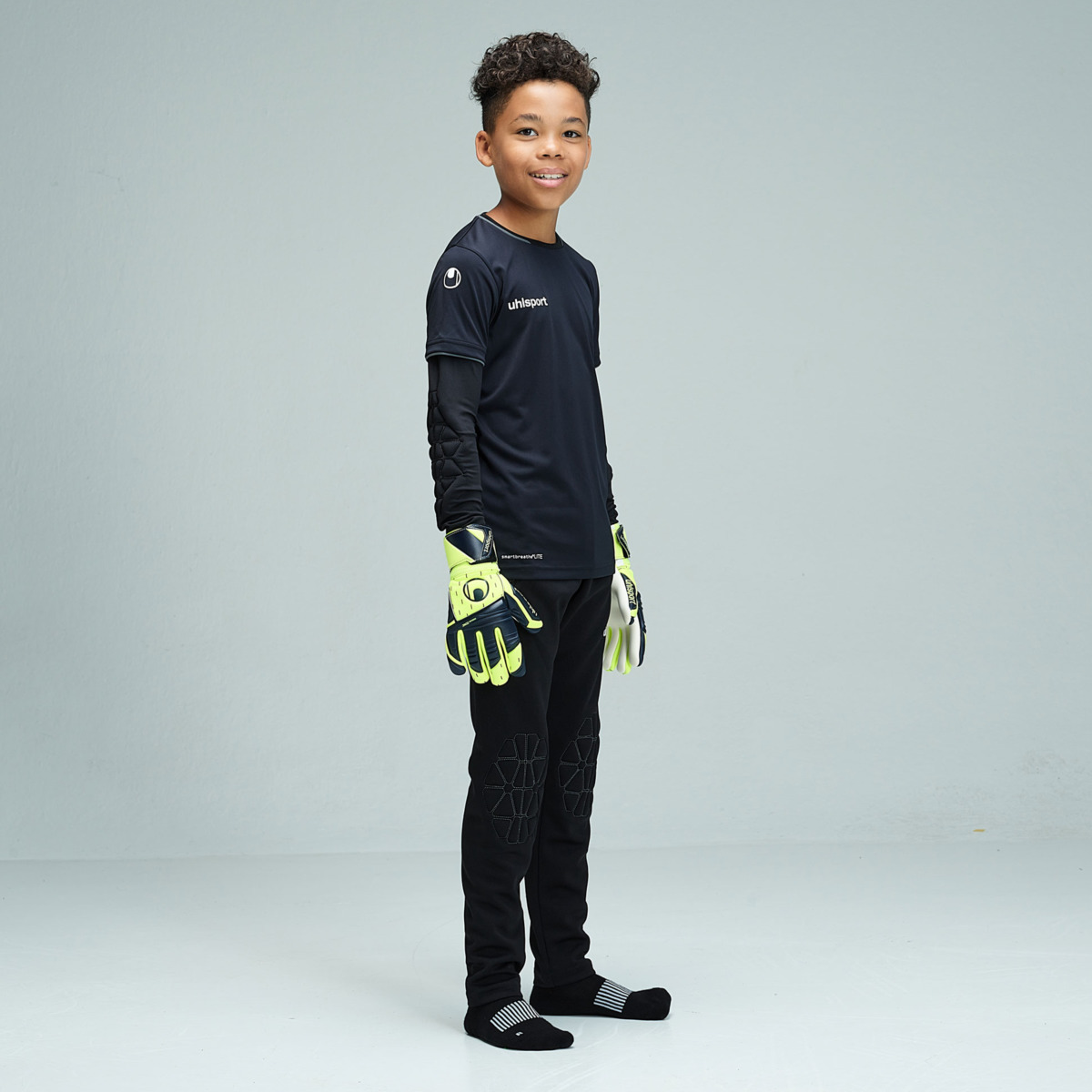 100530301_Save-Goalkeeper-Set_11_png4JTbbrtH2rrAz