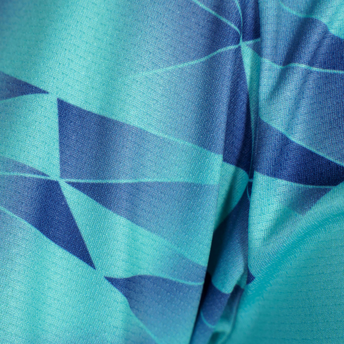 detail.productImageAltText