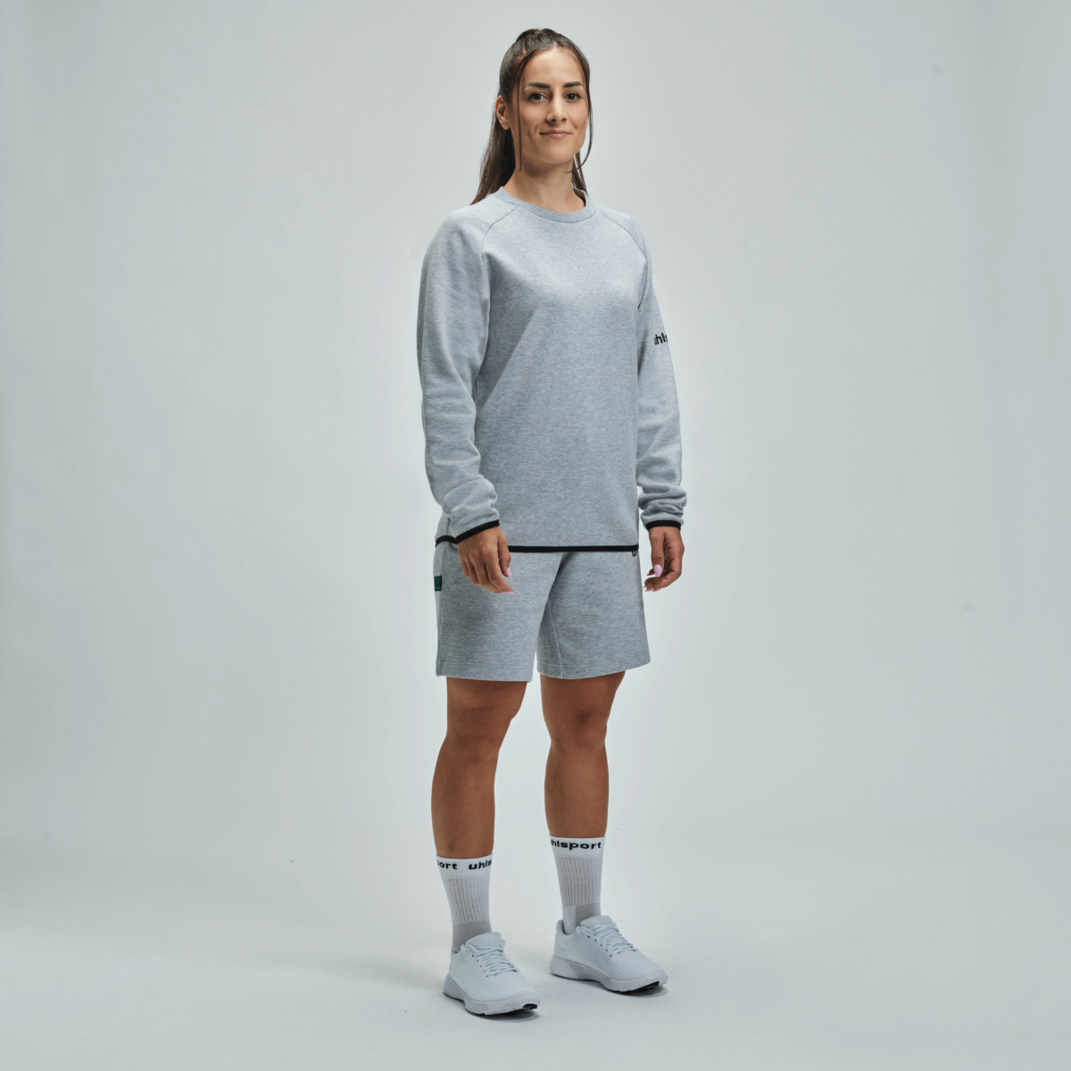 100528531_ID-SWEATSHIRT_100528931_100369402_100841002_Melli_06_pngTScMNmMoRHhYn