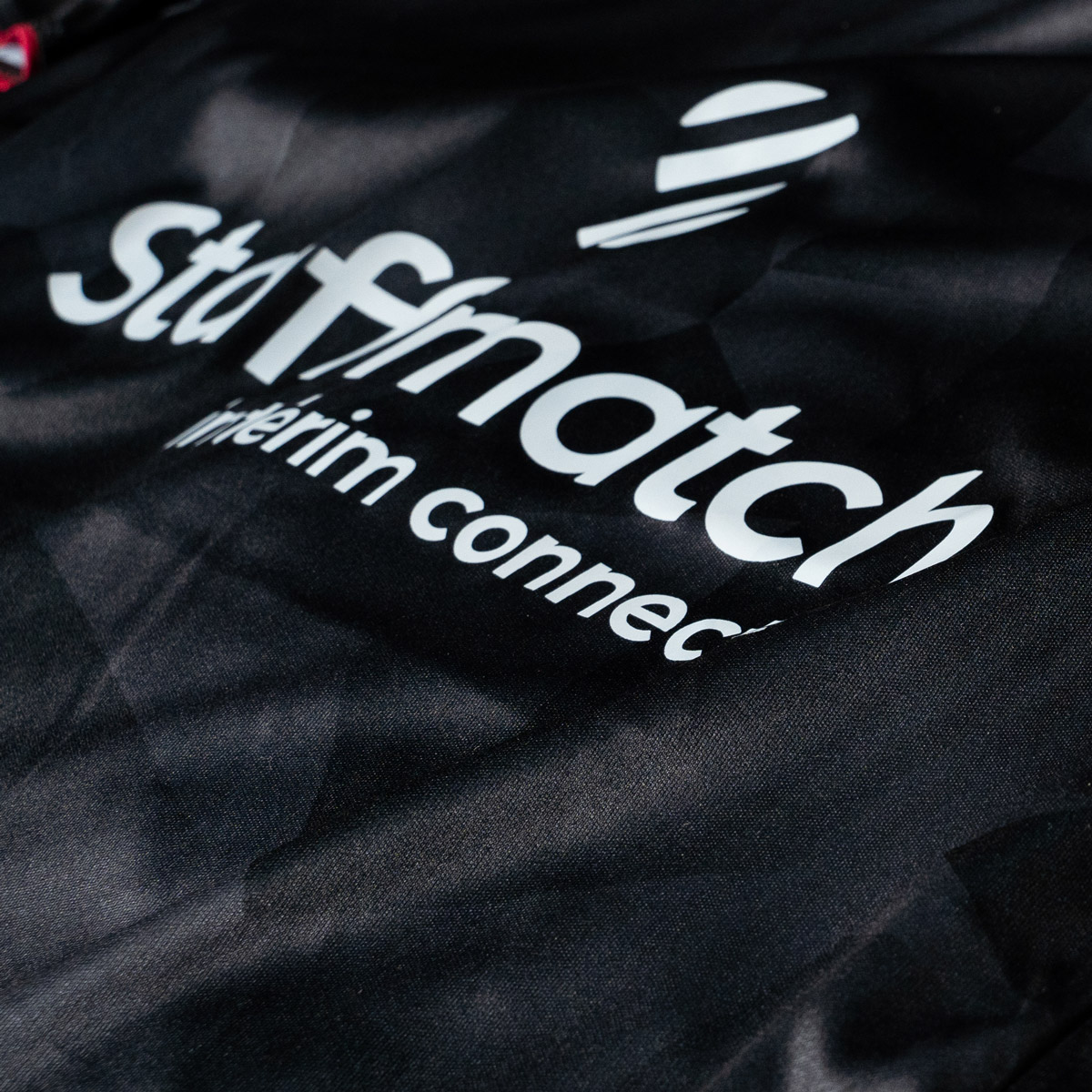 Clermont Foot Drittes Trikot 2023 24 Staffmatch logo