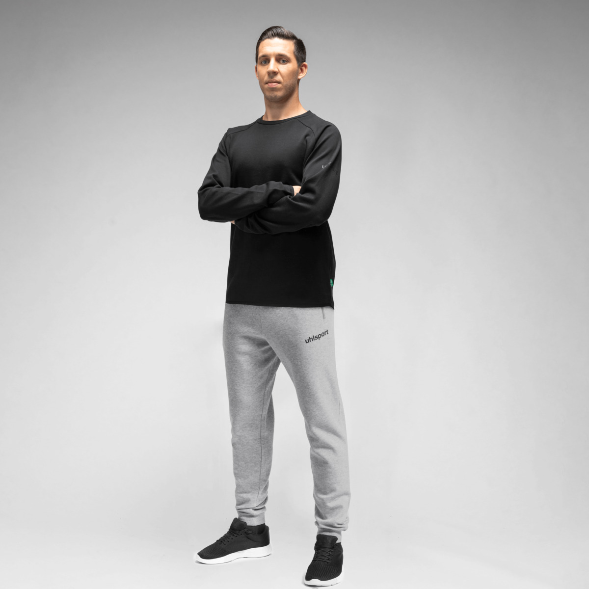 100528501_ID-SWEATSHIRT_100528831_100369401_100841001_Matthias-Schmitz_01_pngwYyBC9vwm1ryt