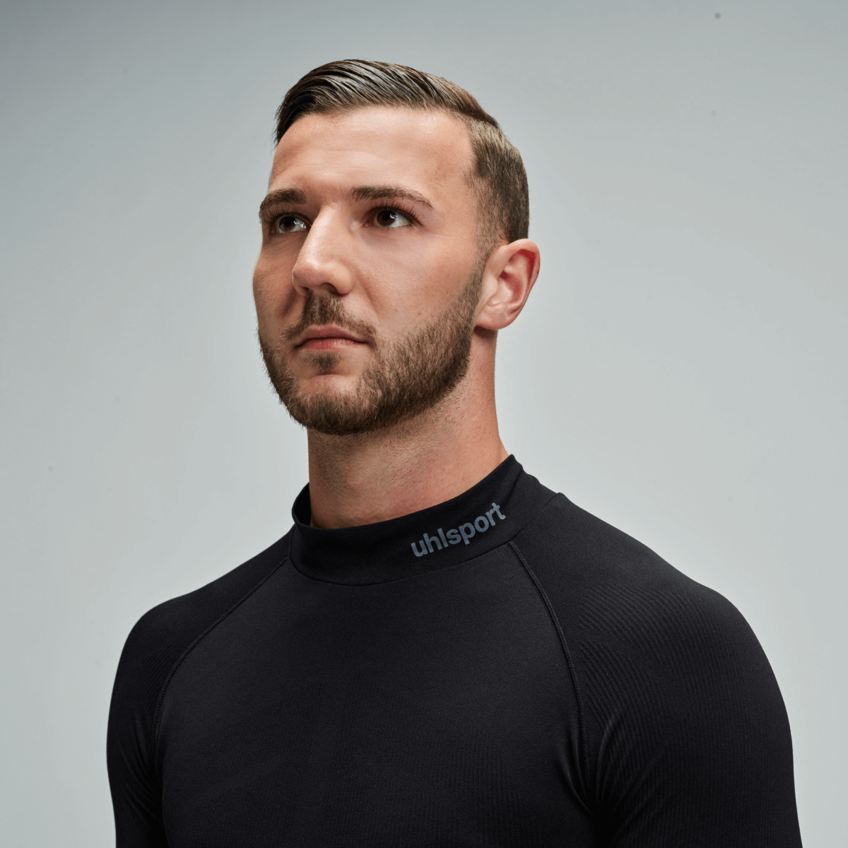 100226401_BASELAYER-TURTLENECK-PERFORMANCE-PRO_100226201_Henning-Schwenk_03_pngc6o2ADcLe7zfV detail.productImageAltText